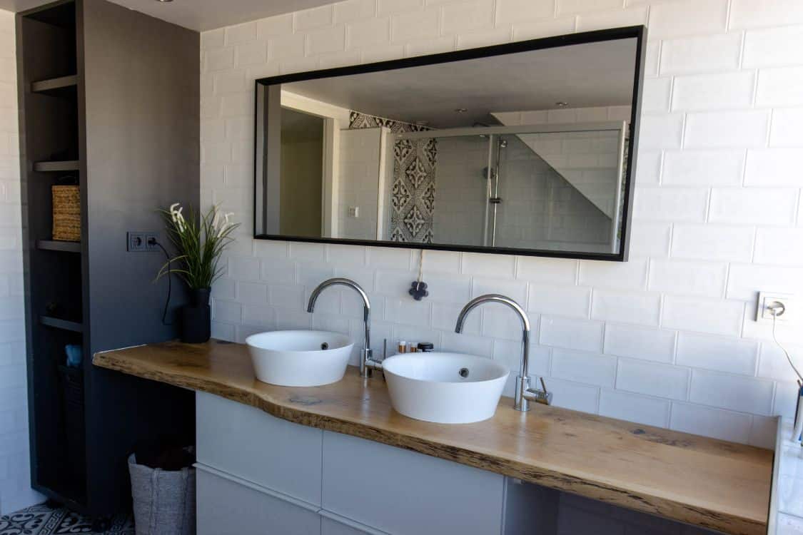 Modern eiken interieur, maatwerkproject van Weij Maatwerk en Interieur
