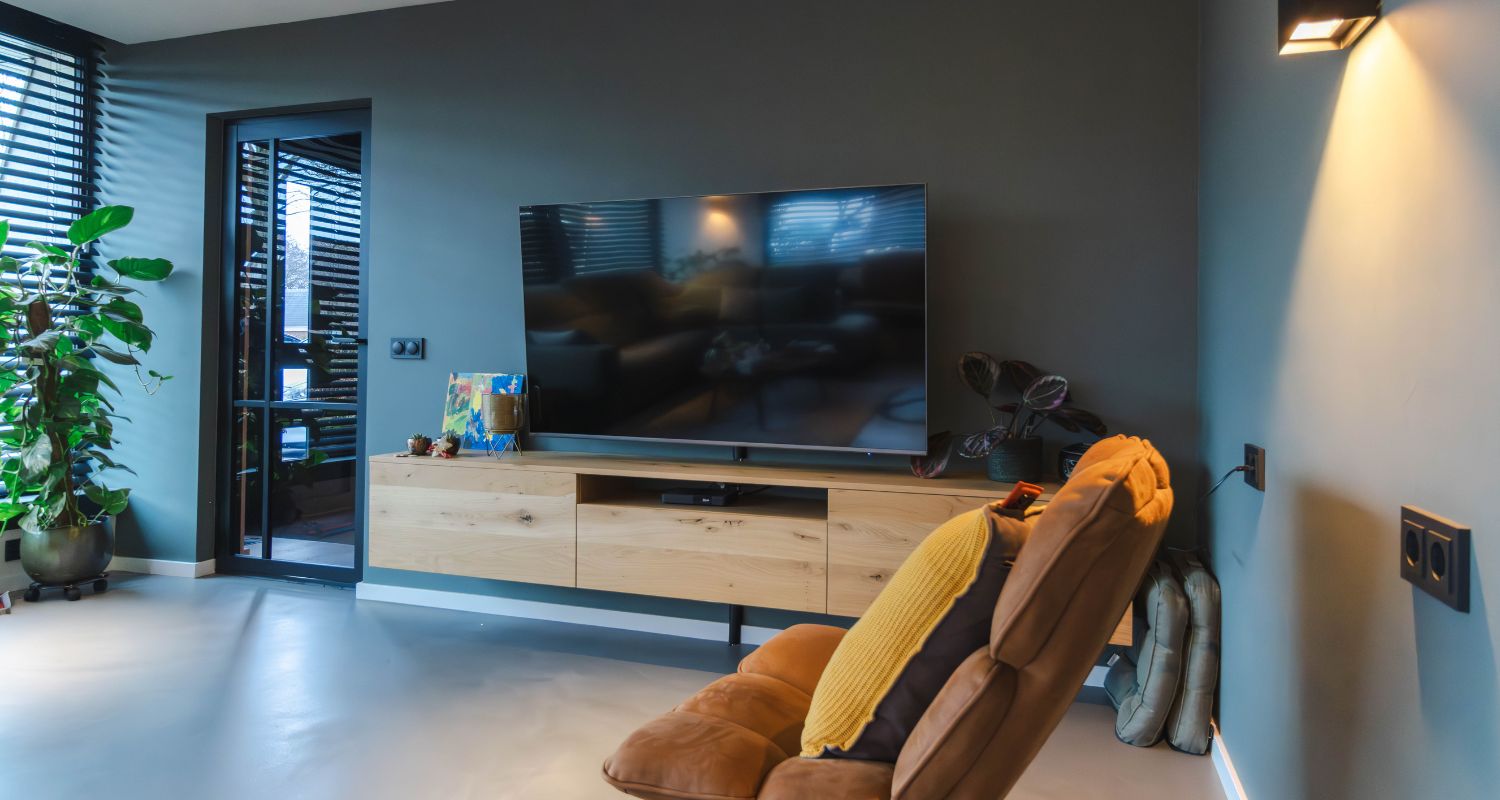 Modern wonen, maatwerkproject van Weij Maatwerk en Interieur
