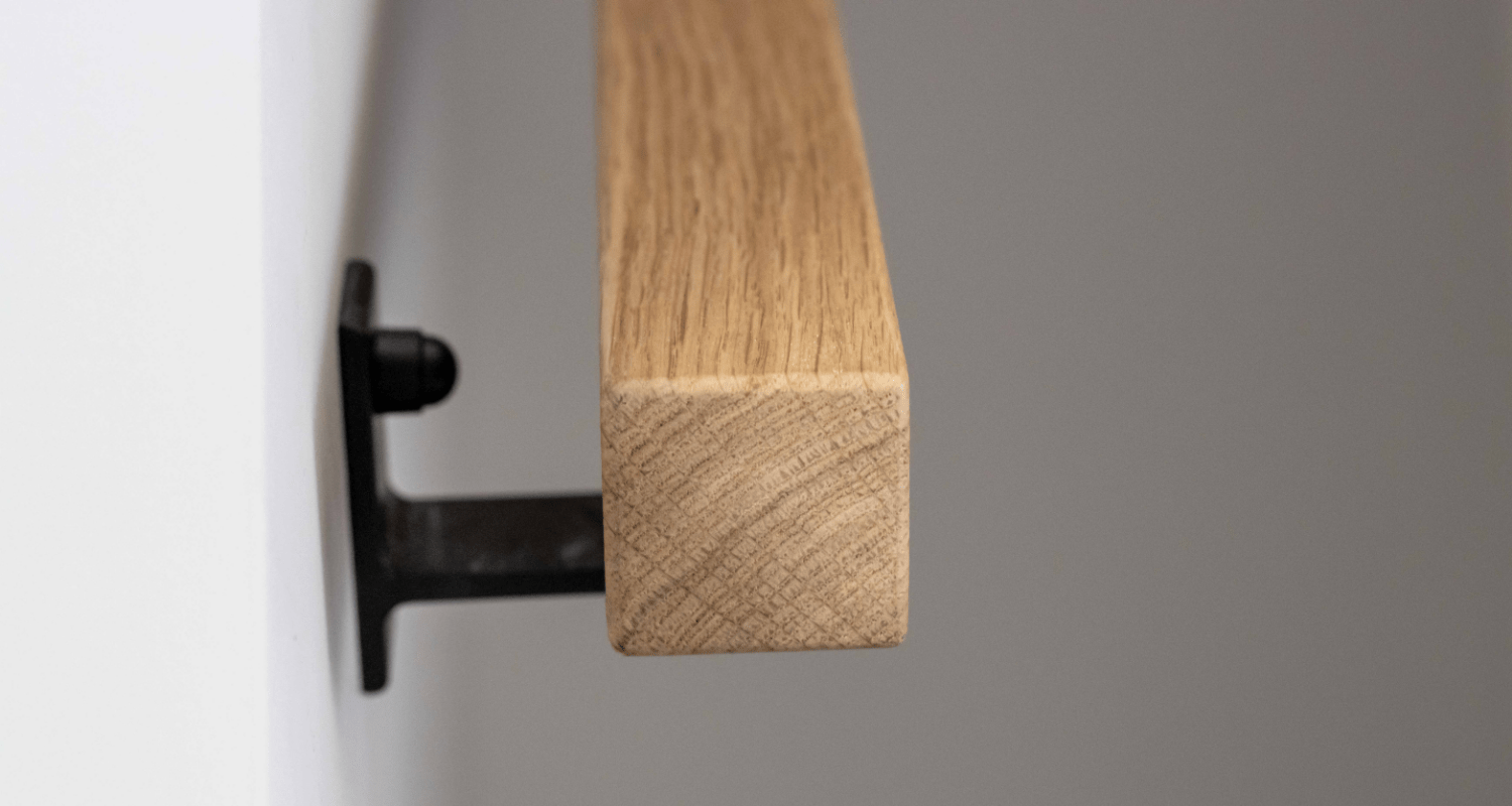 Modern eiken interieur, maatwerkproject van Weij Maatwerk en Interieur