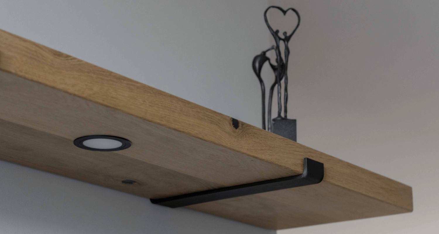 Modern eiken interieur, maatwerkproject van Weij Maatwerk en Interieur