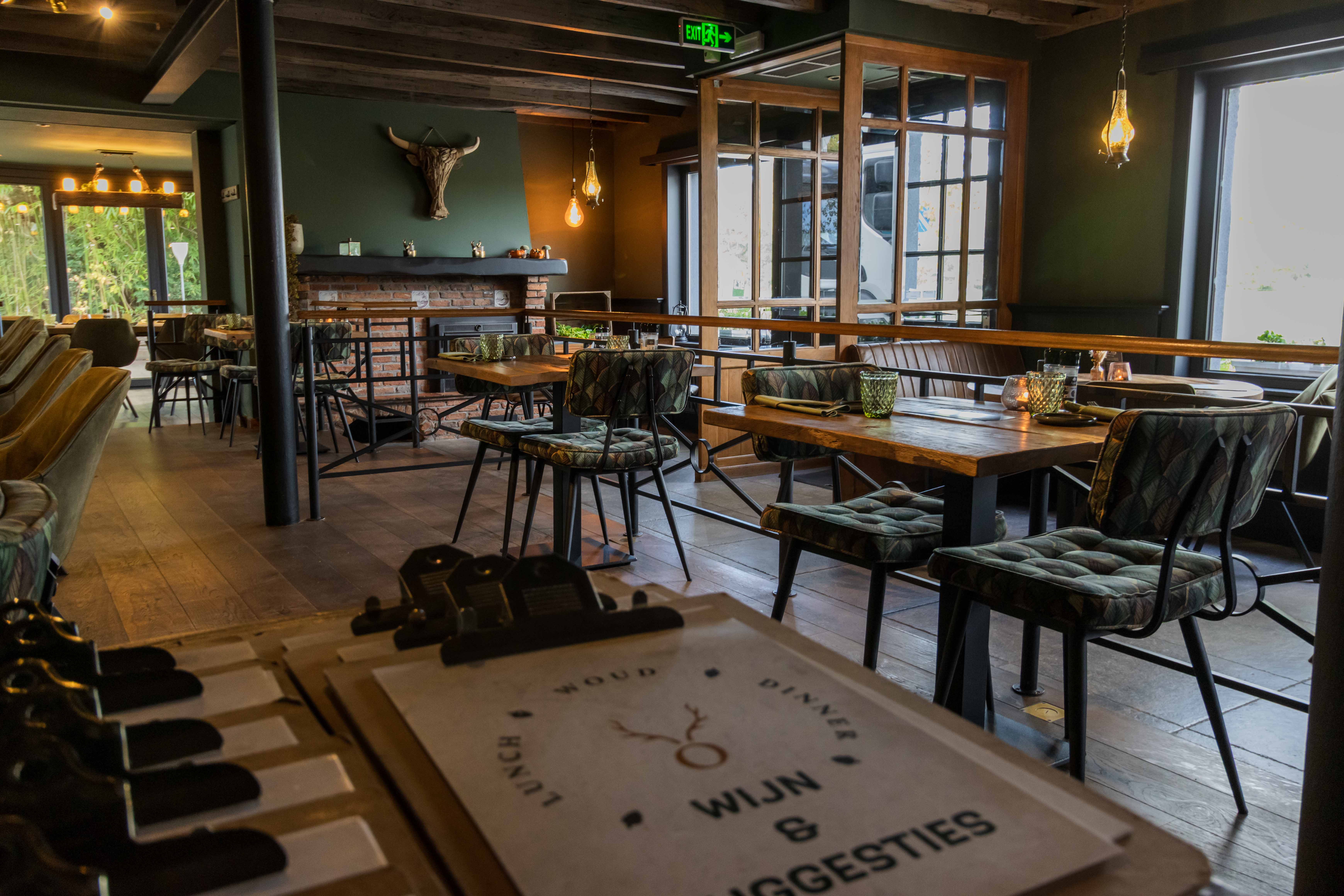 Restaurant Woud – Stekene, maatwerkproject van Weij Maatwerk en Interieur